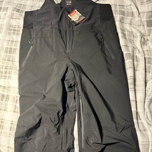 H&M Black Ski & Snowboard Pants